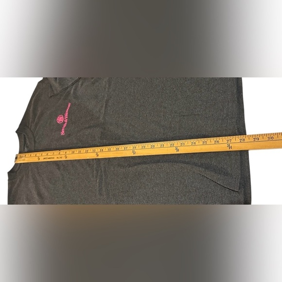 Smith & Wesson Gray Size Medium Tee - Picture 7 of 8